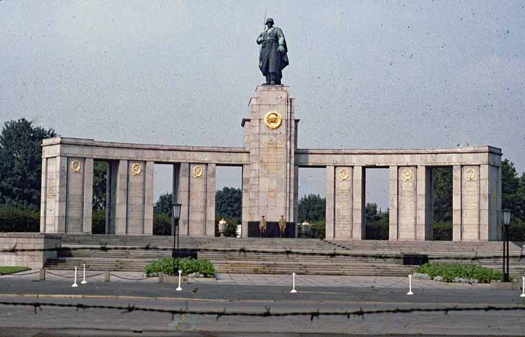 war memorial